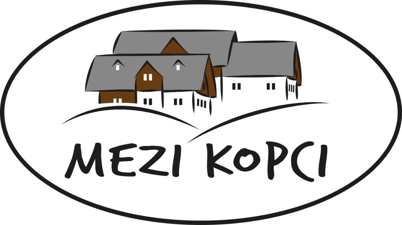 Apartman Mezi Kopci - Mid Hills Apartment Roudnice Экстерьер фото